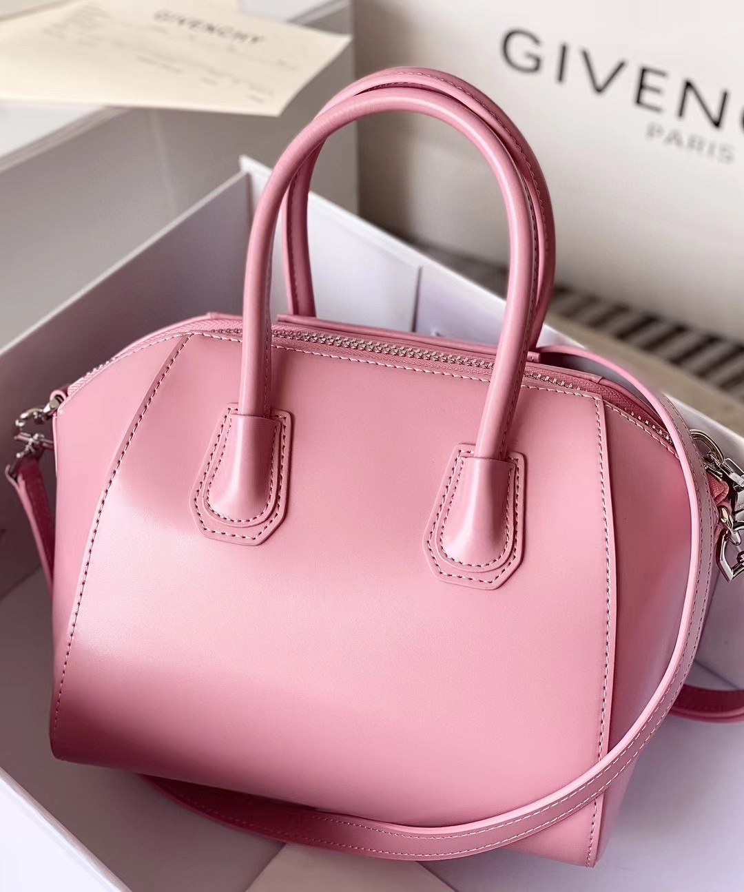 Bagsaaa Givenchy Mini Antigona Pink - 22*27*13cm