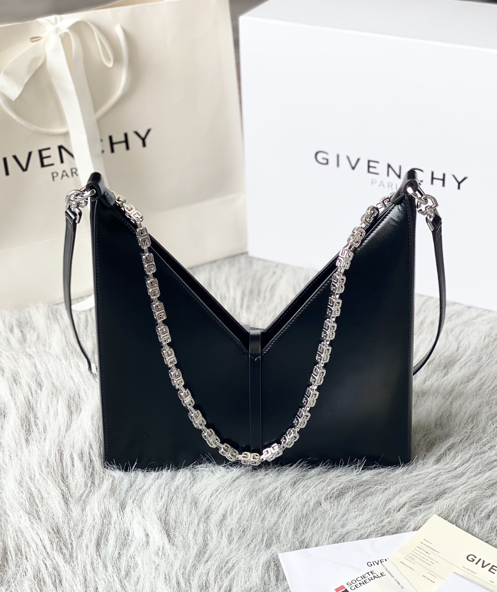 Bagsaaa Givenchy Cut-Out Small Shoulder Bag Black - 27*27*6cm