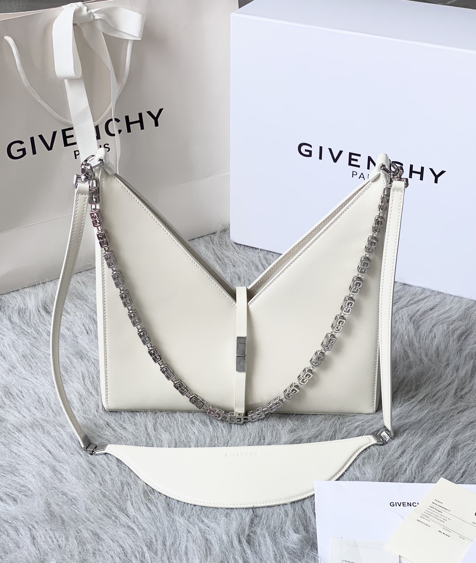 Bagsaaa Givenchy Cut-Out Small Shoulder Bag White - 27*27*6cm