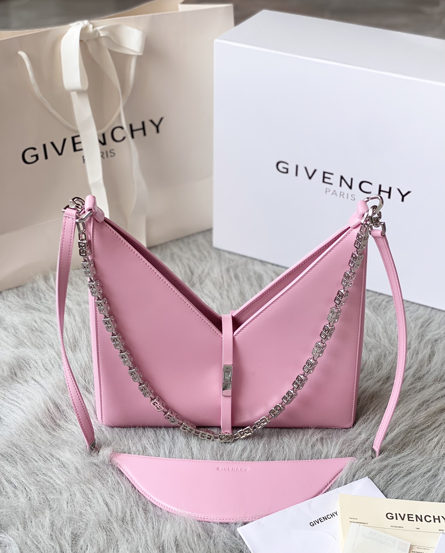 Bagsaaa Givenchy Cut-Out Small Shoulder Bag Pink - 27*27*6cm