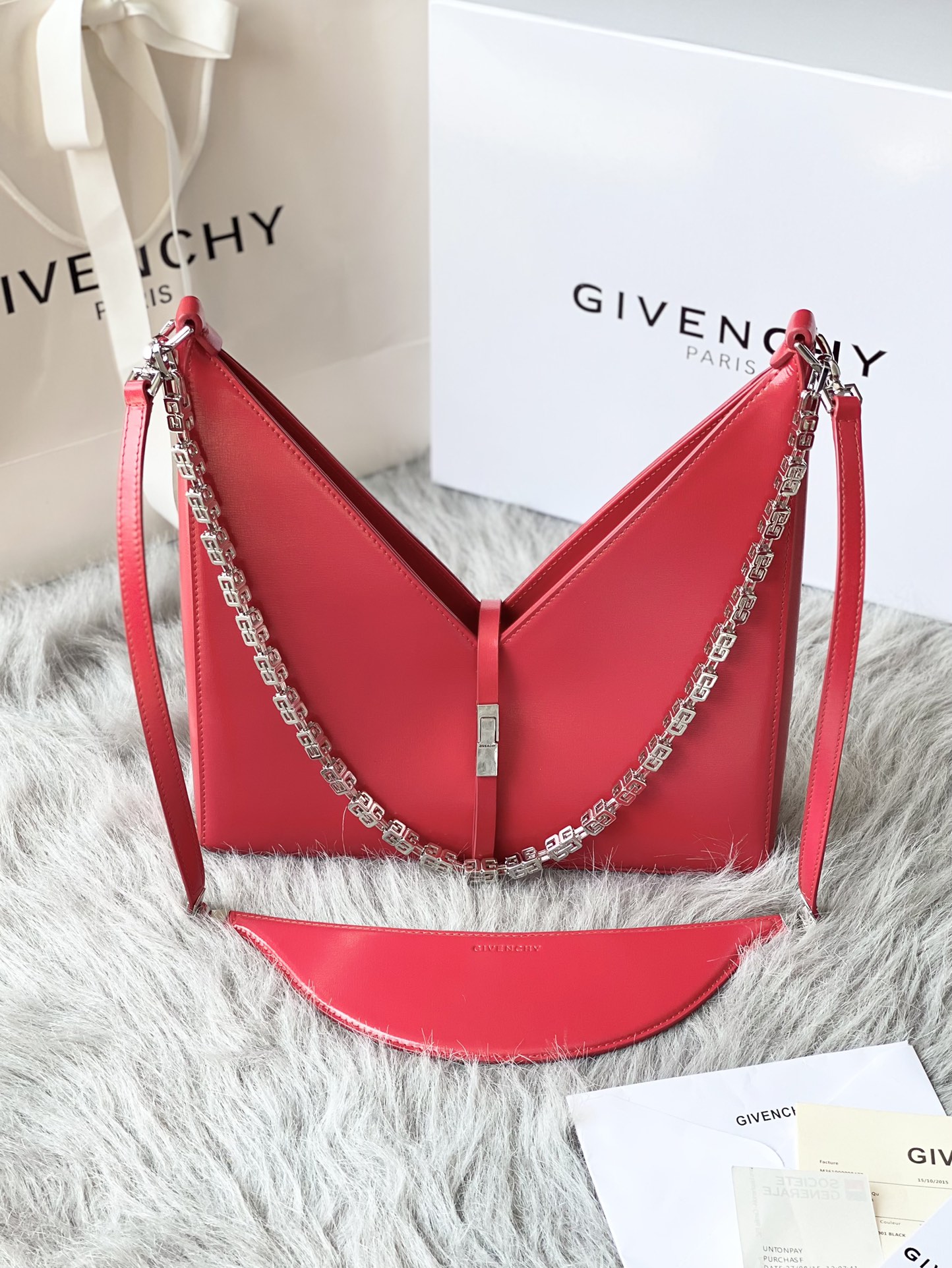 Bagsaaa Givenchy Cut-Out Small Shoulder Bag Red - 27*27*6cm