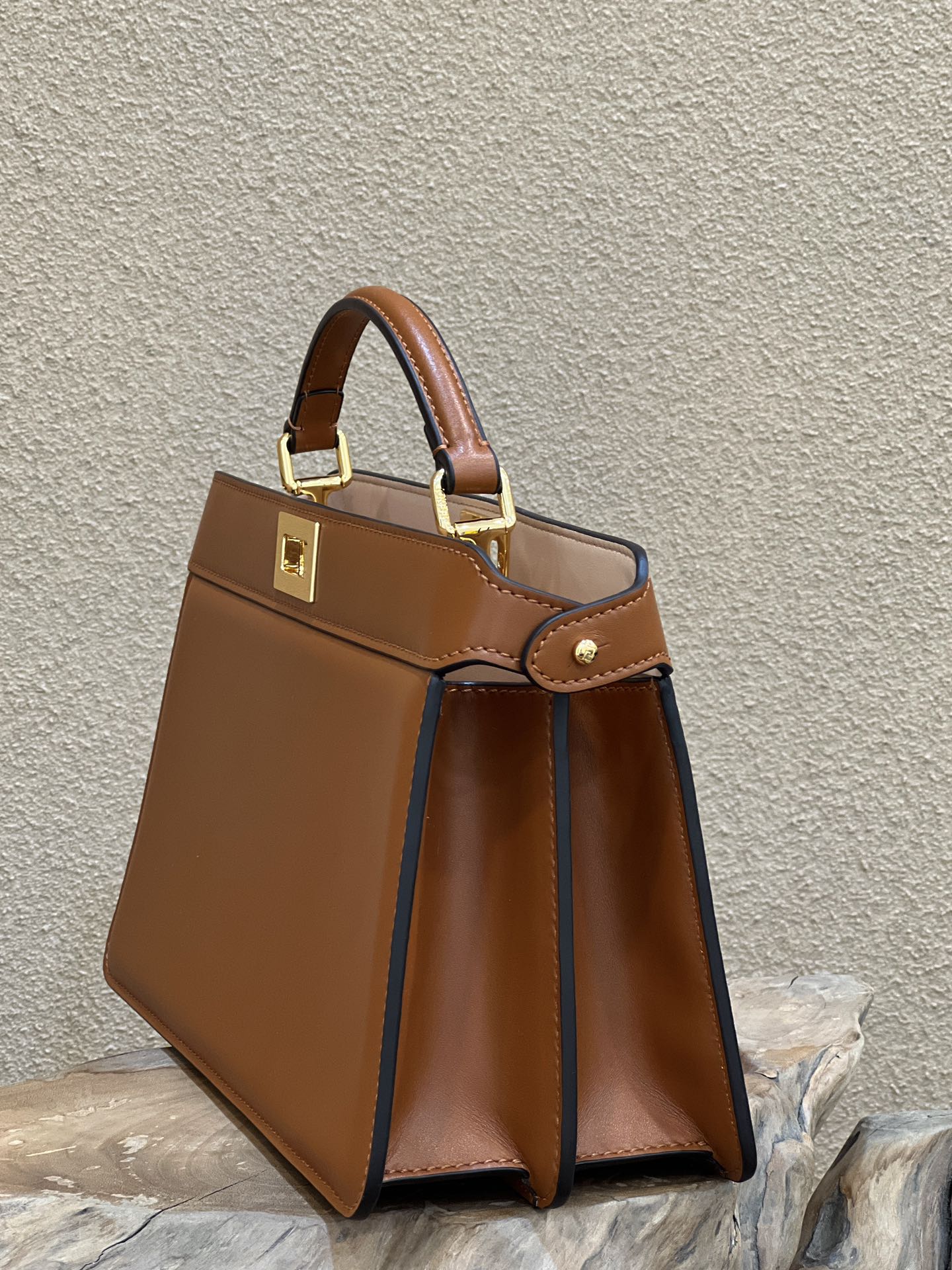 Bagsaaa F**di Peekaboo I See You Brown Calf Leather Bag