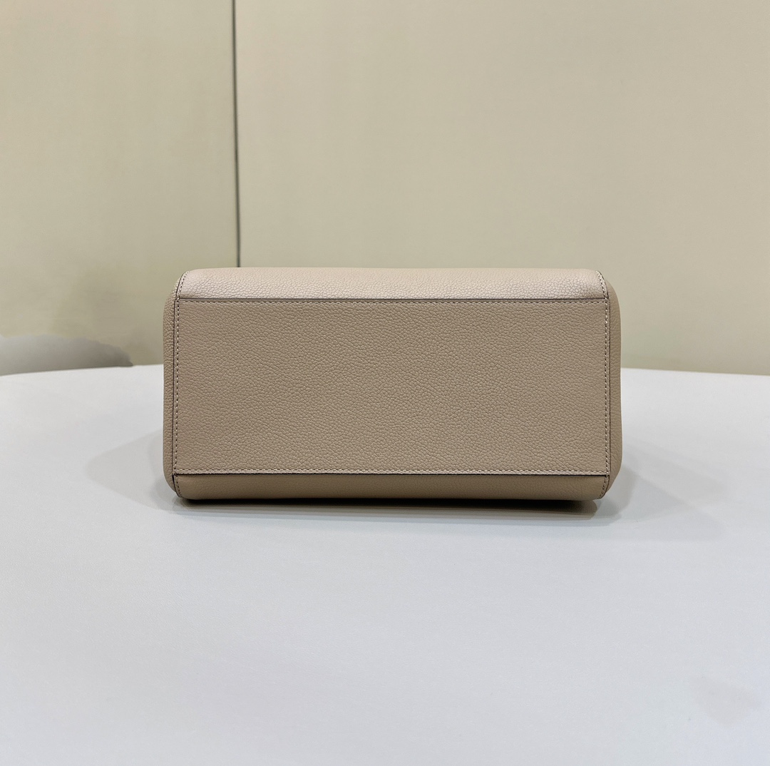 Bagsaaa F**di Origami Medium Dove grey leather bag that can be transformed
