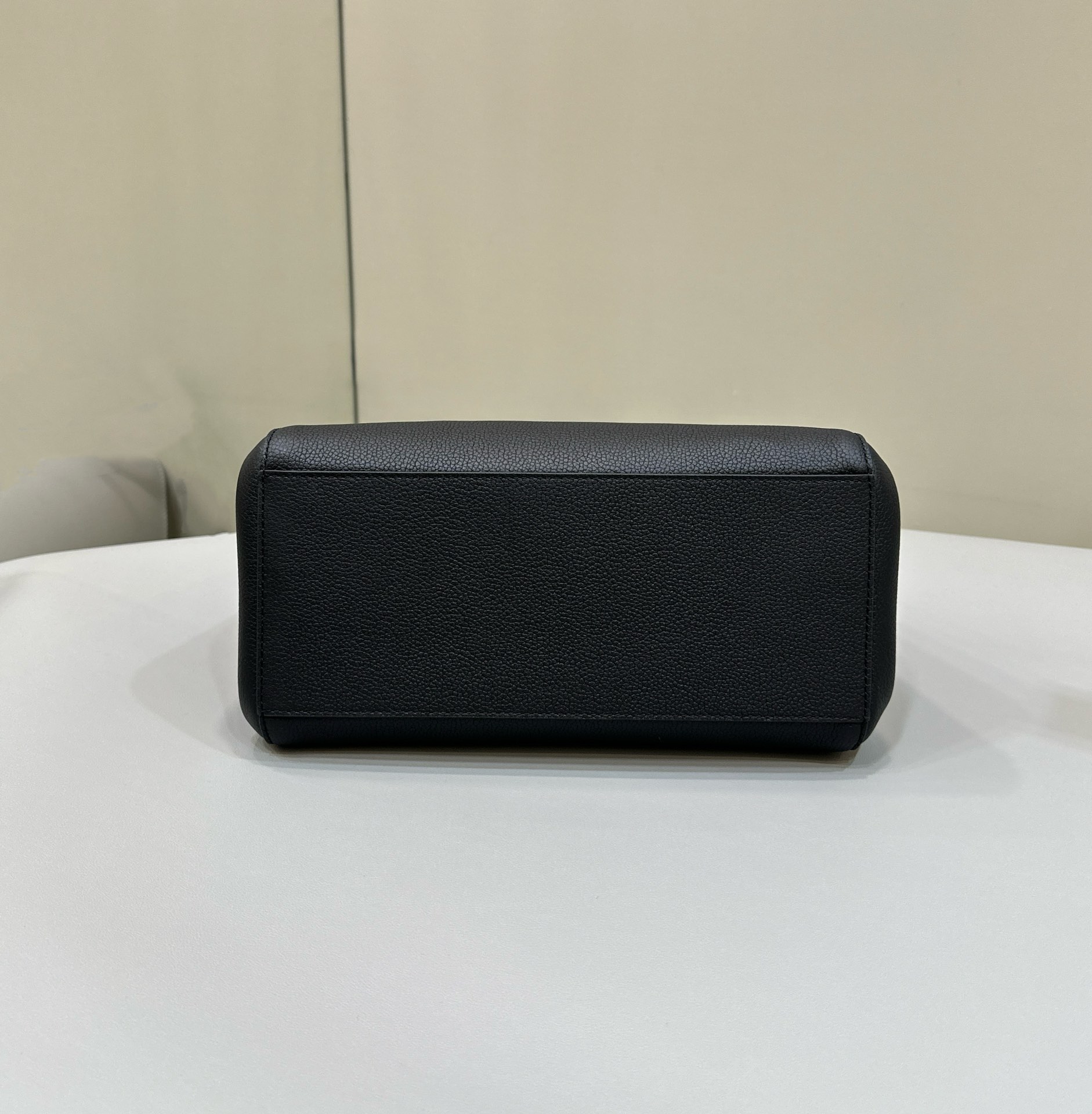Bagsaaa F**di Origami Medium Black leather bag that can be transformed