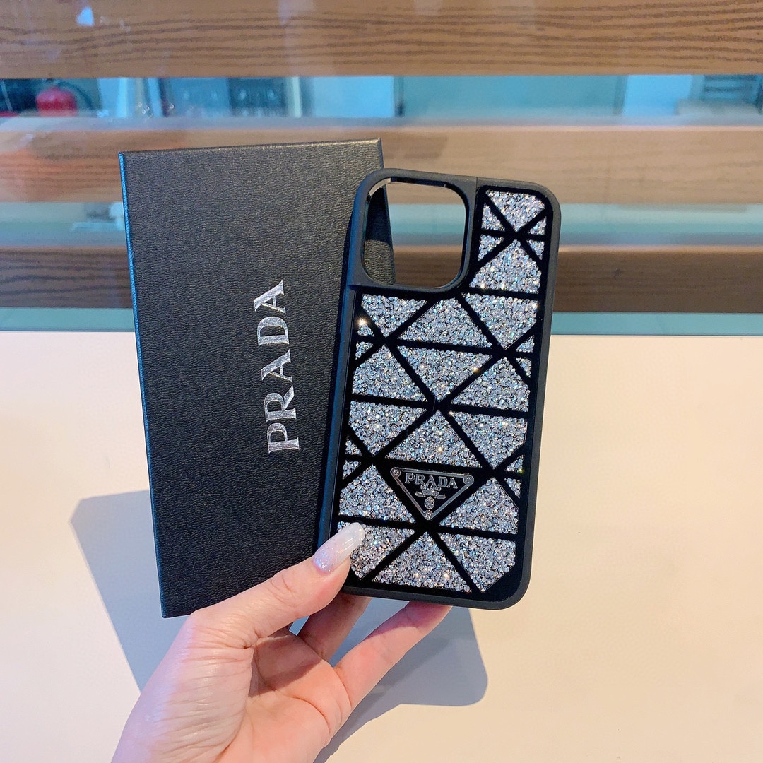 Bagsaaa Pra*a Crystal Phone Case 02