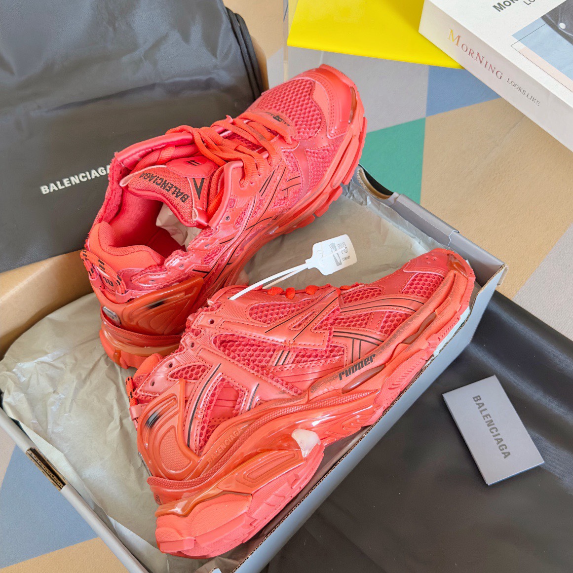 Bagsaaa Ba1en*iaga Runner panelled trainers Red