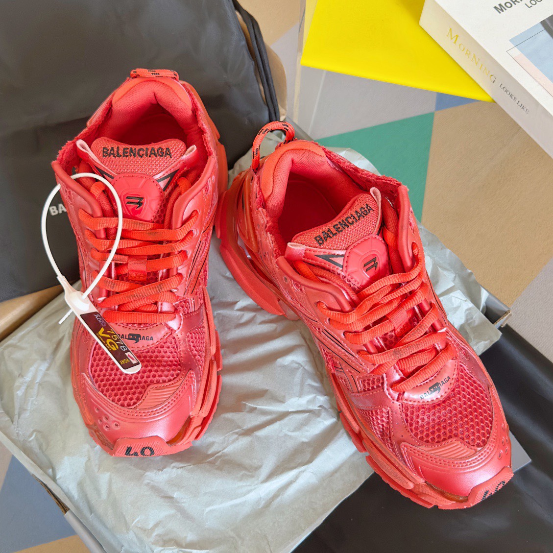 Bagsaaa Ba1en*iaga Runner panelled trainers Red