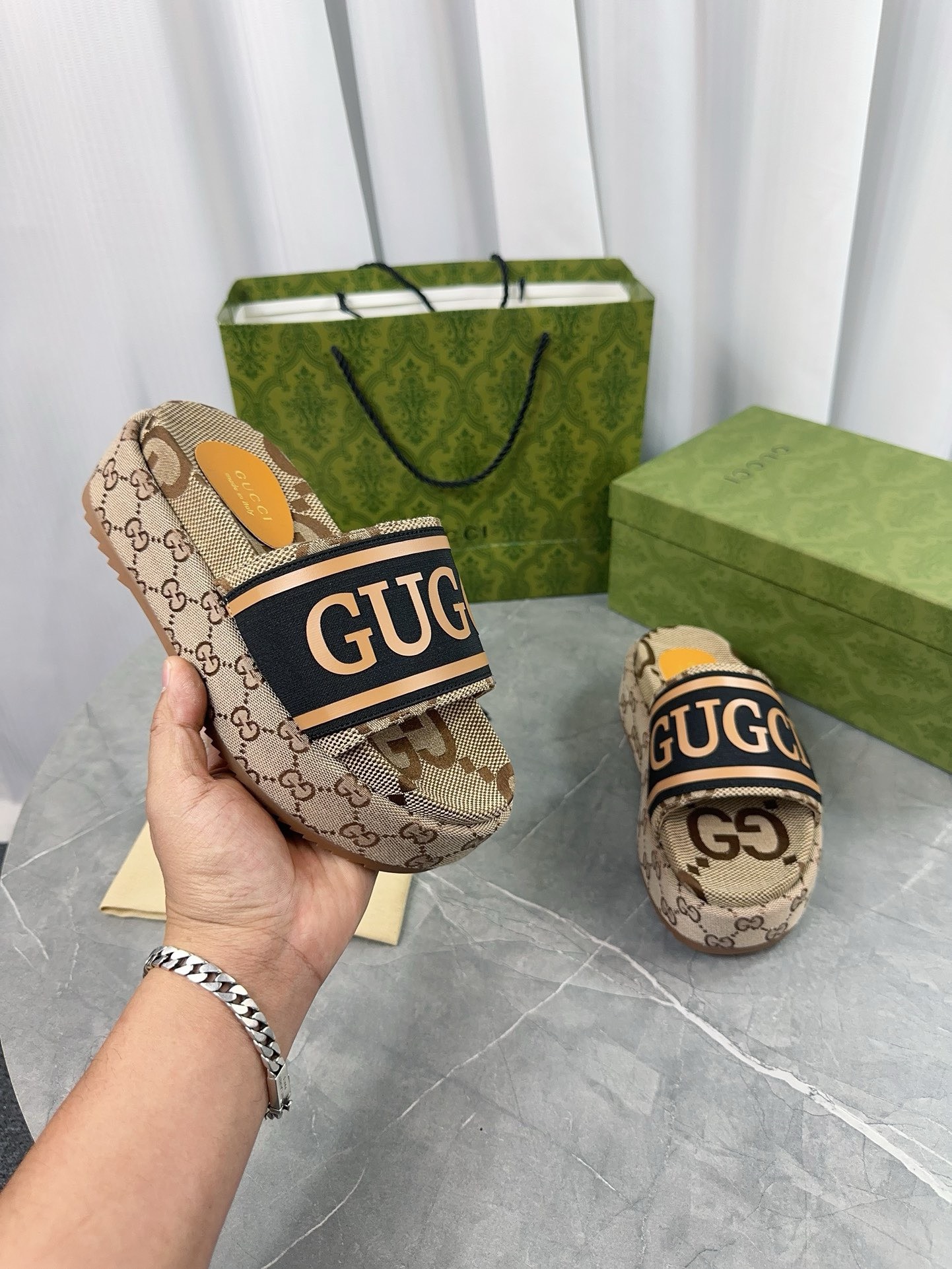 Bagsaaa Gvc*1 Platform In Beige