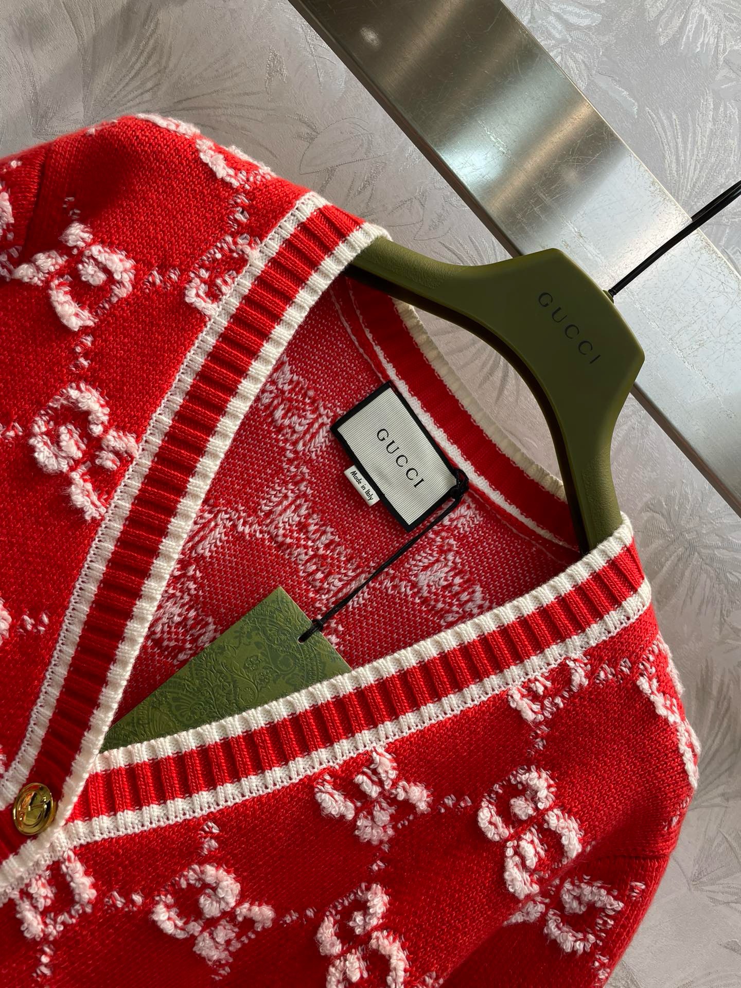 Bagsaa Gvc*1 Red Cardigan
