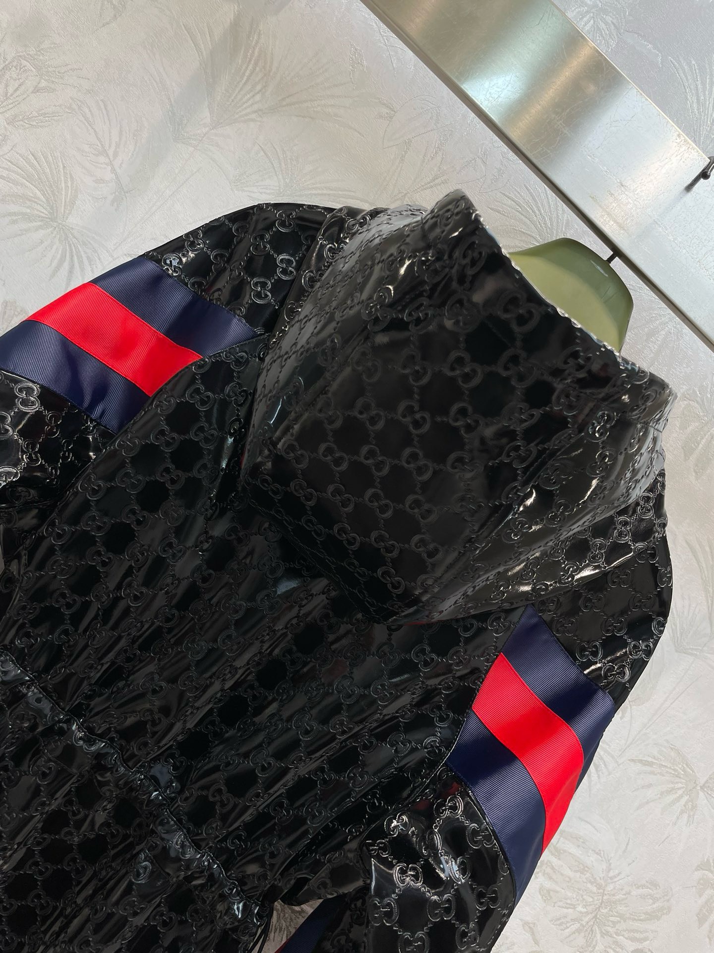 Bagsaaa Gvc*1 Black Cruise Monogram Hooded Shell Coat