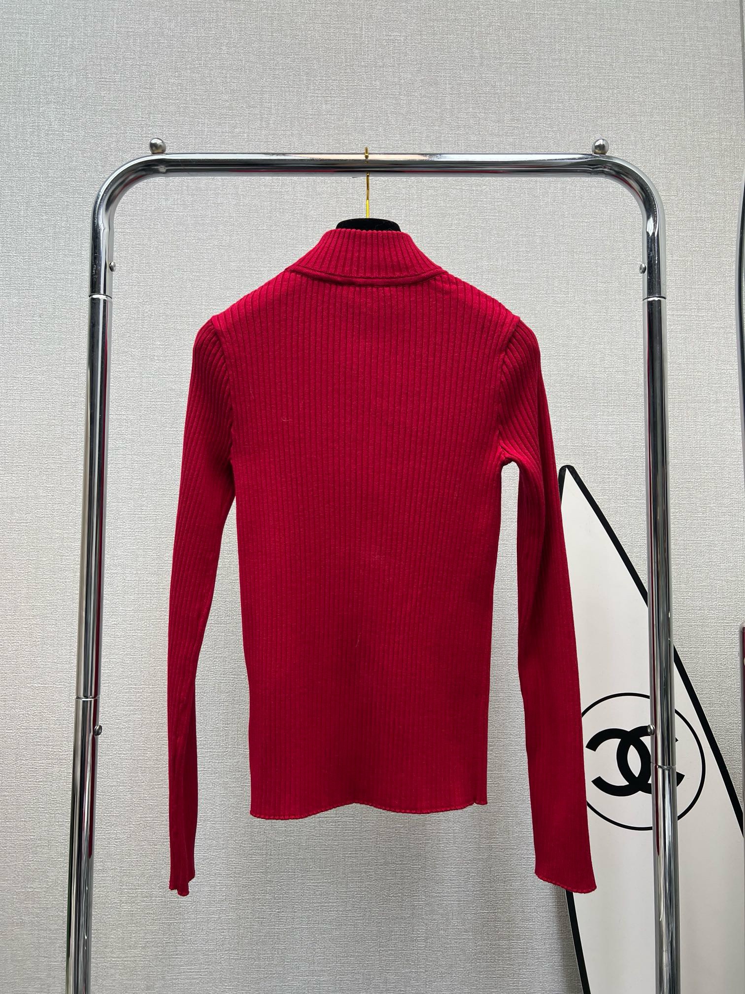 Bagsaaa Ch**el Ribbed-knit mockneck sweater in red