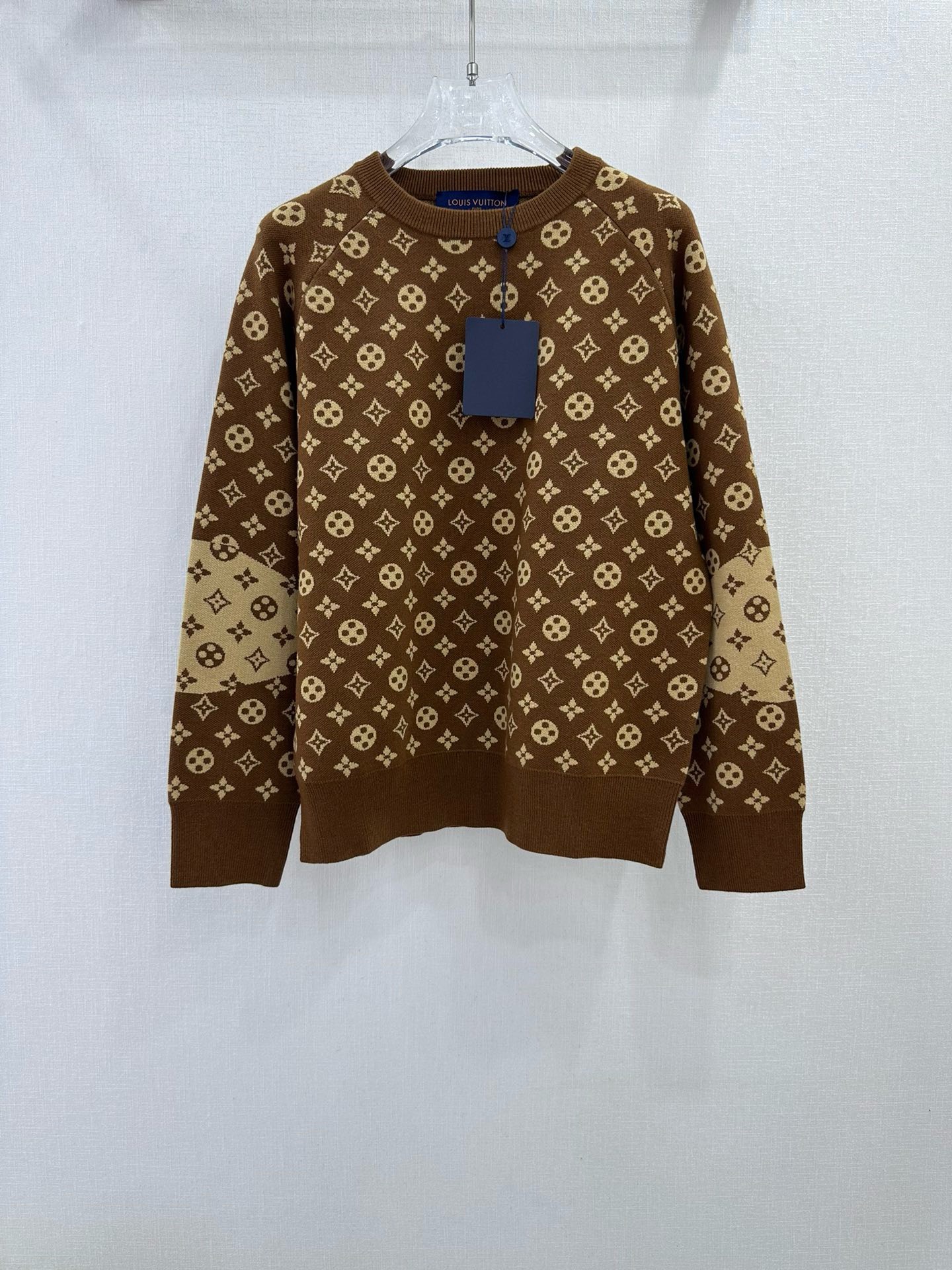 Bagsaaa L0vis Vvtt0n Sweatshirt Brown Monogram
