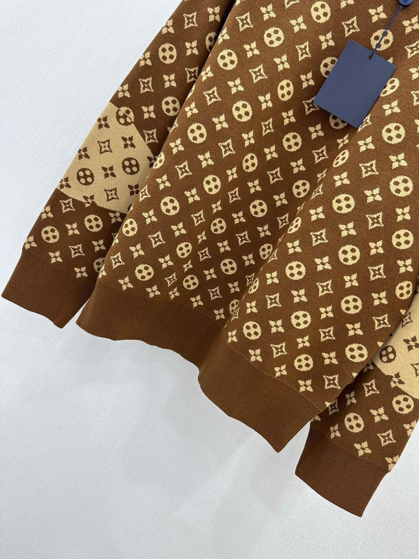 Bagsaaa L0vis Vvtt0n Sweatshirt Brown Monogram