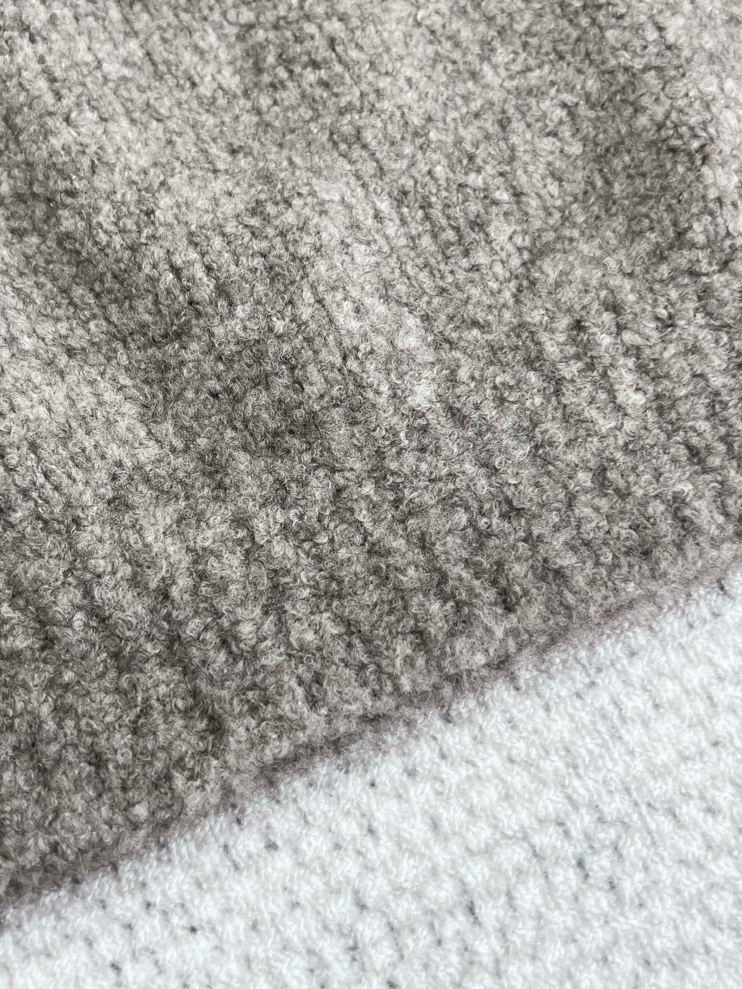 Bagsaaa L0vis Vvtt0n Sweatshirt Grey