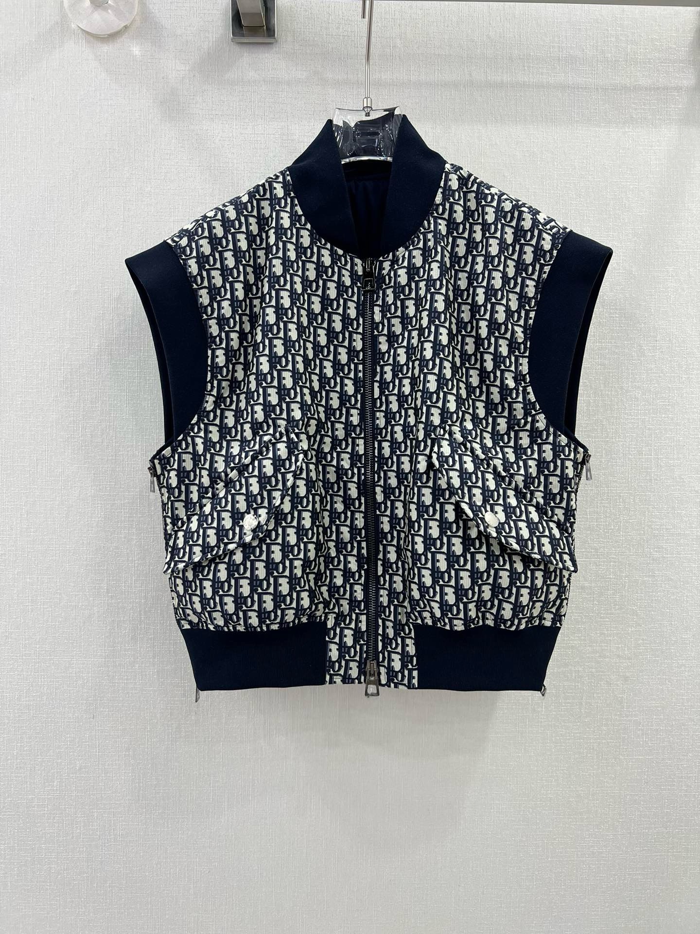 Bagsaaa D10r Vest Technical Taffeta with D10r Oblique Motif