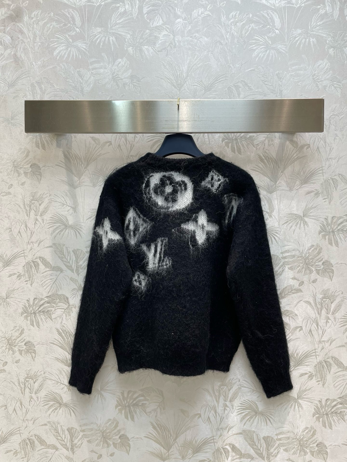 Bagsaaa L0vis Vuitoon Sweatshirt Black