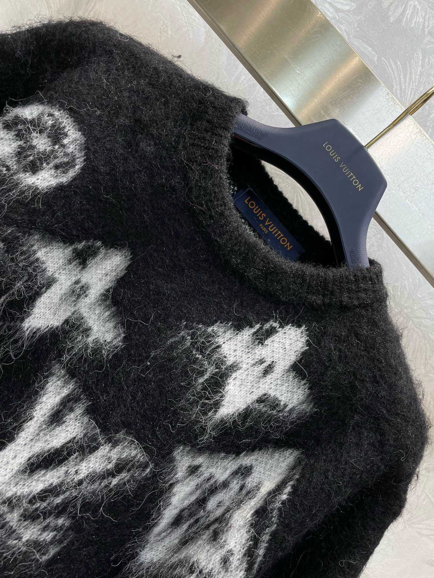 Bagsaaa L0vis Vuitoon Sweatshirt Black