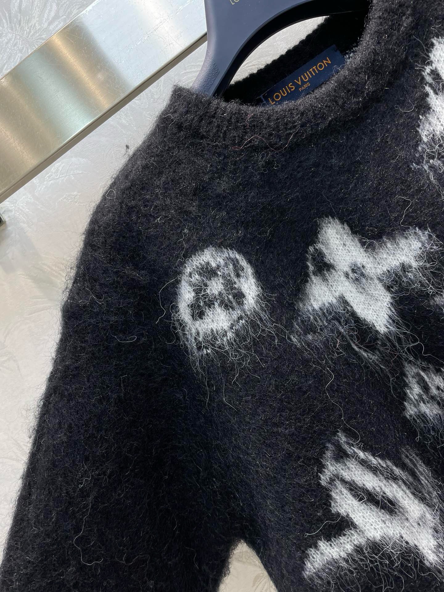 Bagsaaa L0vis Vuitoon Sweatshirt Black