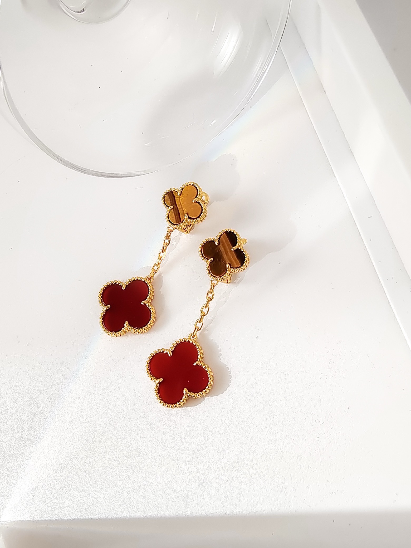 Bagsaaa Cleef & Arpels Magic Alhambra Tiger Eye Carnelian Earrings