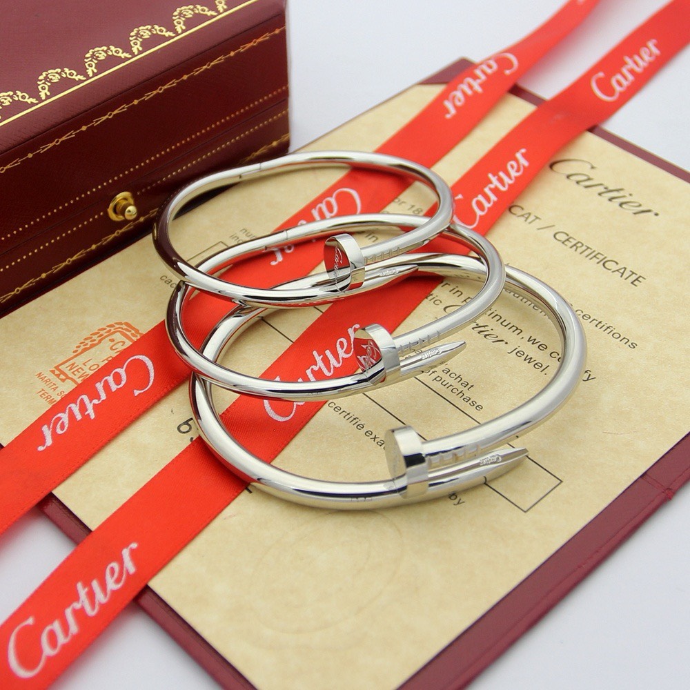 Bagsaaa Ca*t1er Juste Un Clou Bracelet