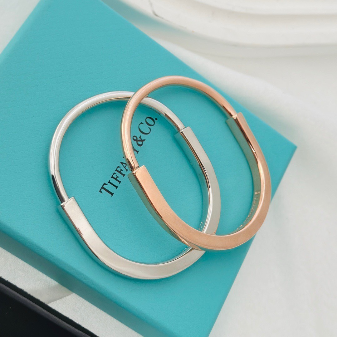 Bagsaaa T*f*ny & Co Bangles Classics Geometric Lock
