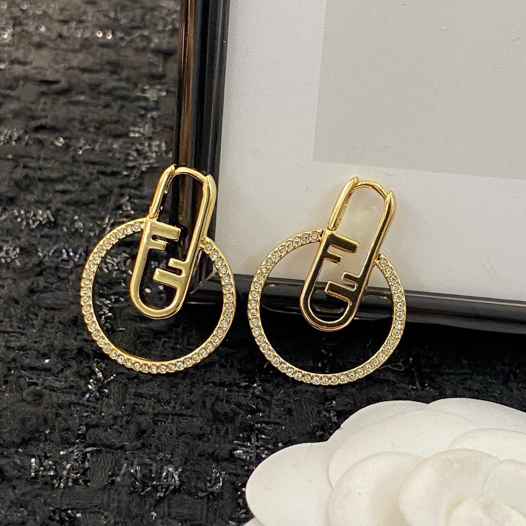 Bagsaaa F**di O Lock Earrings Gold-Colored