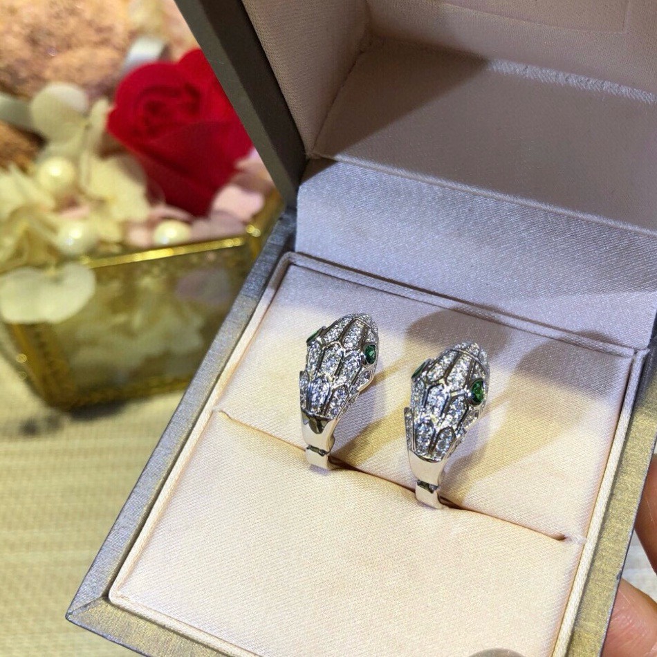 Bagsaaa Bv1g*ai D1am0nd Half Loop Earrings