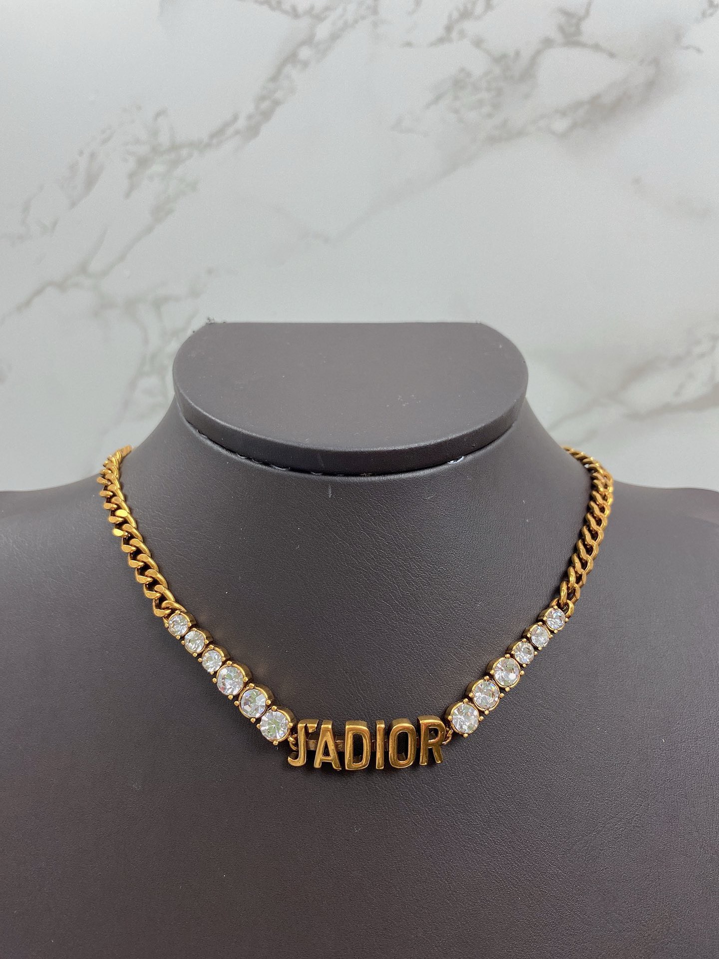 Bagsaaa D10r Gold with Crtystal Necklace