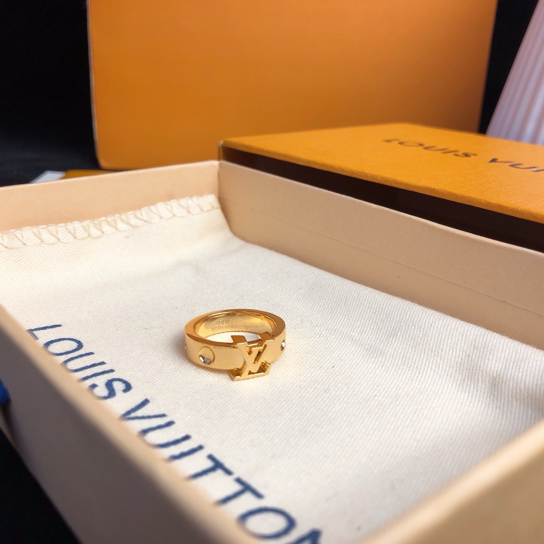 Bagsaaa L0vis Vvtt0n Gold Ring