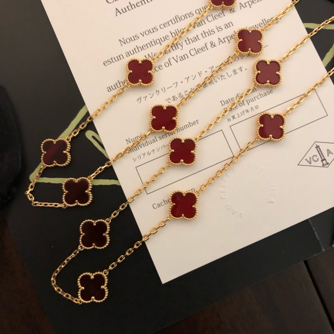 Bagsaaa V*n Cl**f & Arp*1s Vintage Alhambra Carnelian 20 Motif Gold Necklace
