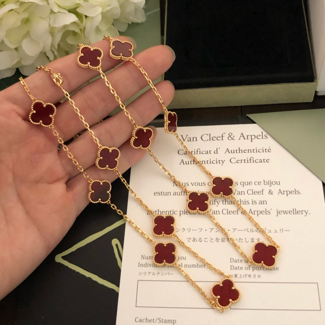 Bagsaaa V*n Cl**f & Arp*1s Vintage Alhambra Carnelian 20 Motif Gold Necklace