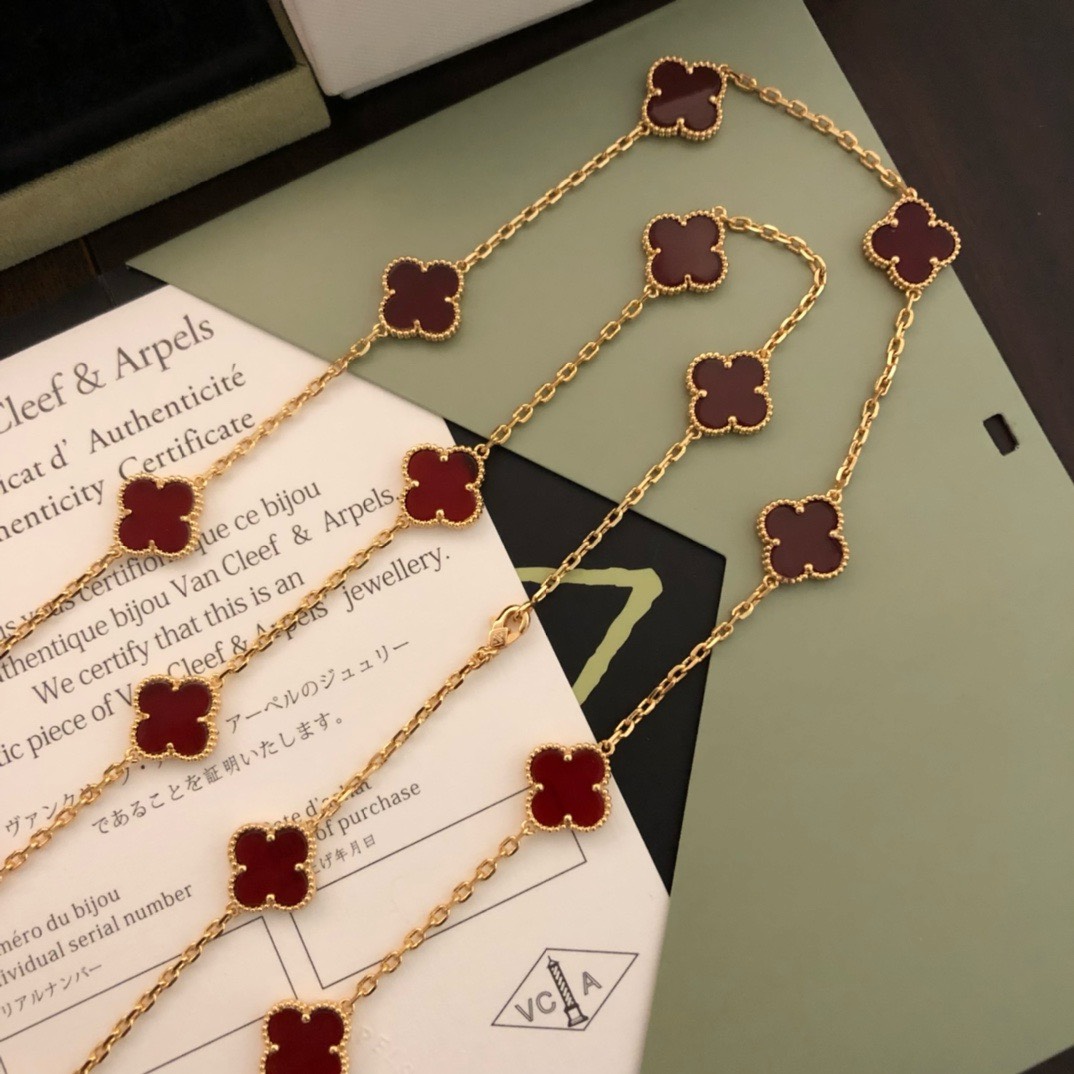Bagsaaa V*n Cl**f & Arp*1s Vintage Alhambra Carnelian 20 Motif Gold Necklace