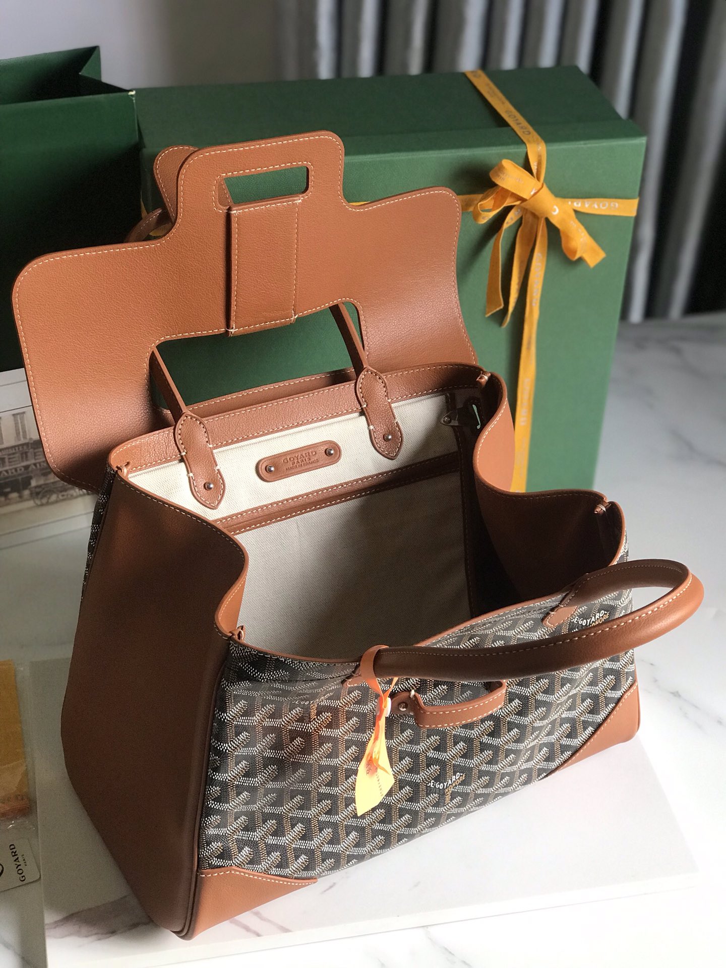 Bagsaaa G09ard Brown & Black Saigon Bag - 34x18x24cm