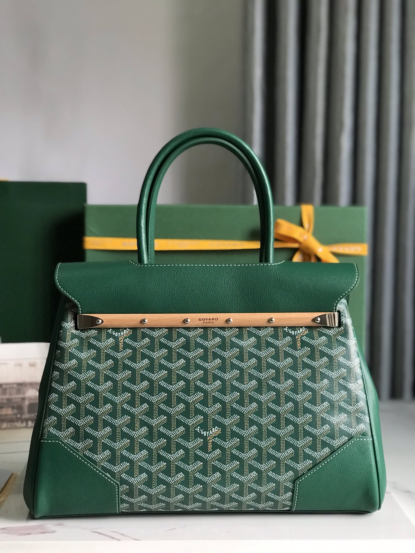Bagsaaa G09ard Green Saigon Bag - 34x18x24cm