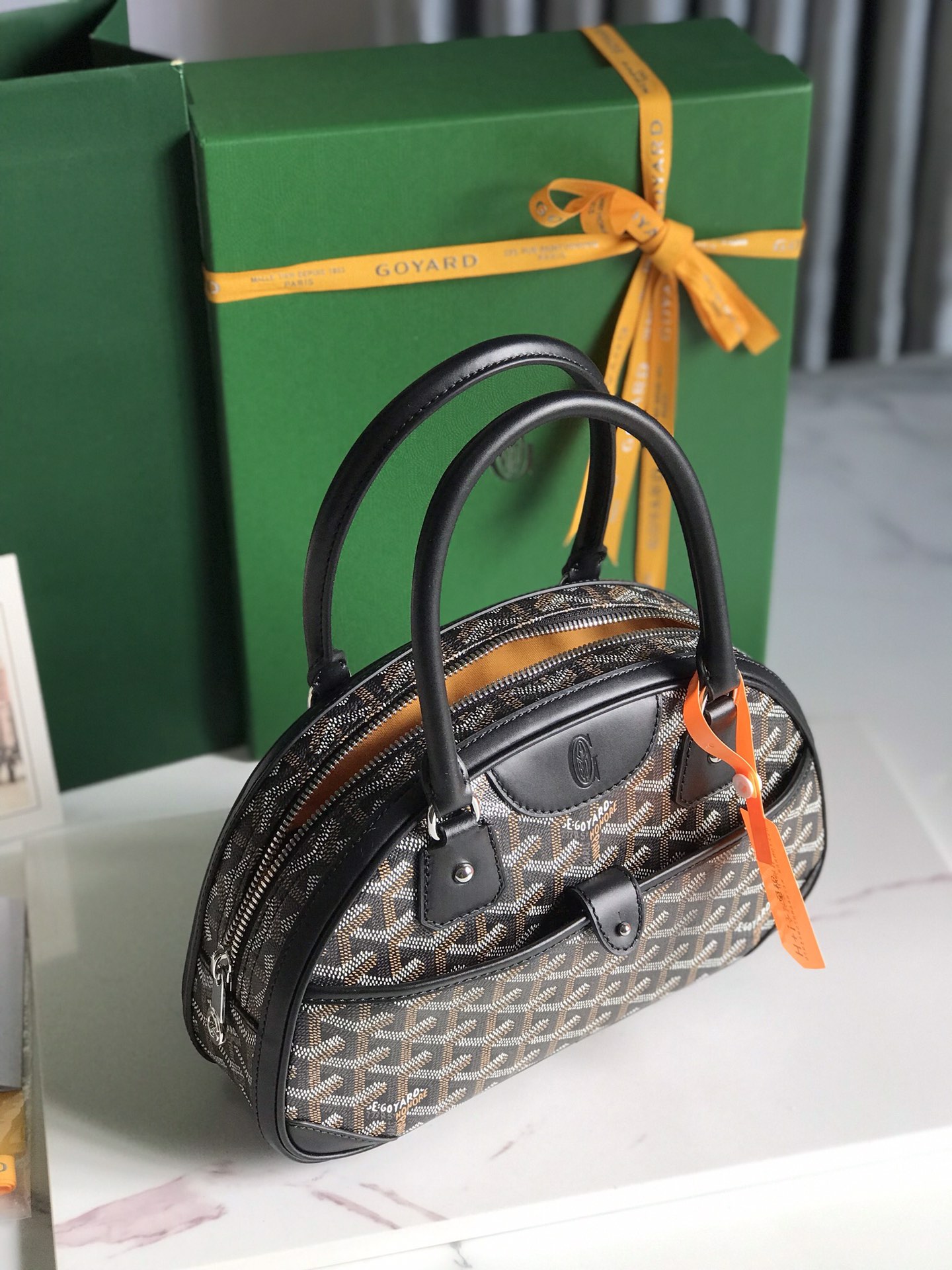 Bagsaaa G09ard Saint Jeanne Black Bag - 26×17×8cm