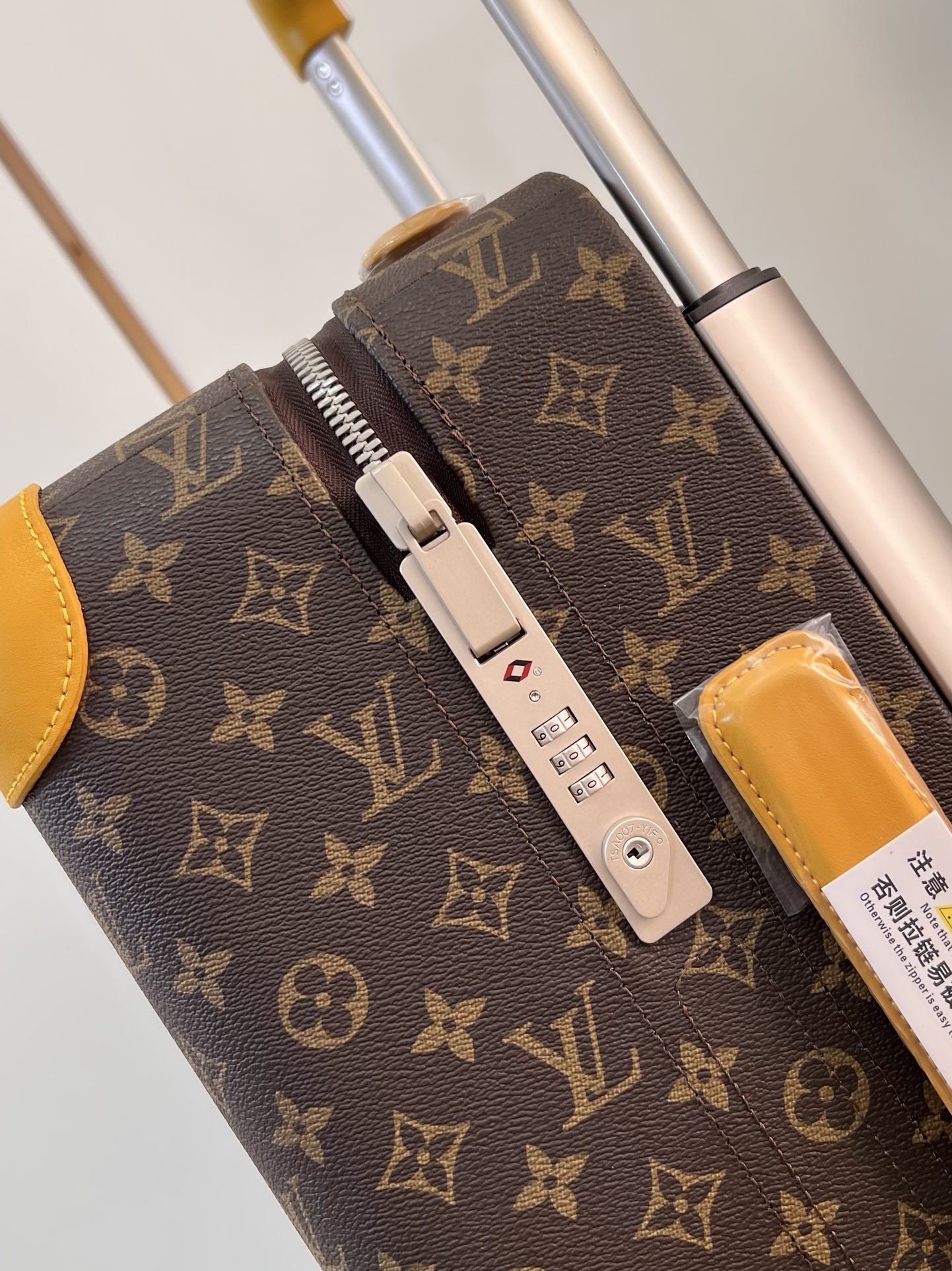 Bagsaaa L0vis Vvtt0n Monogram canvas Rolling Luggage Yellow - 35*23*53CM