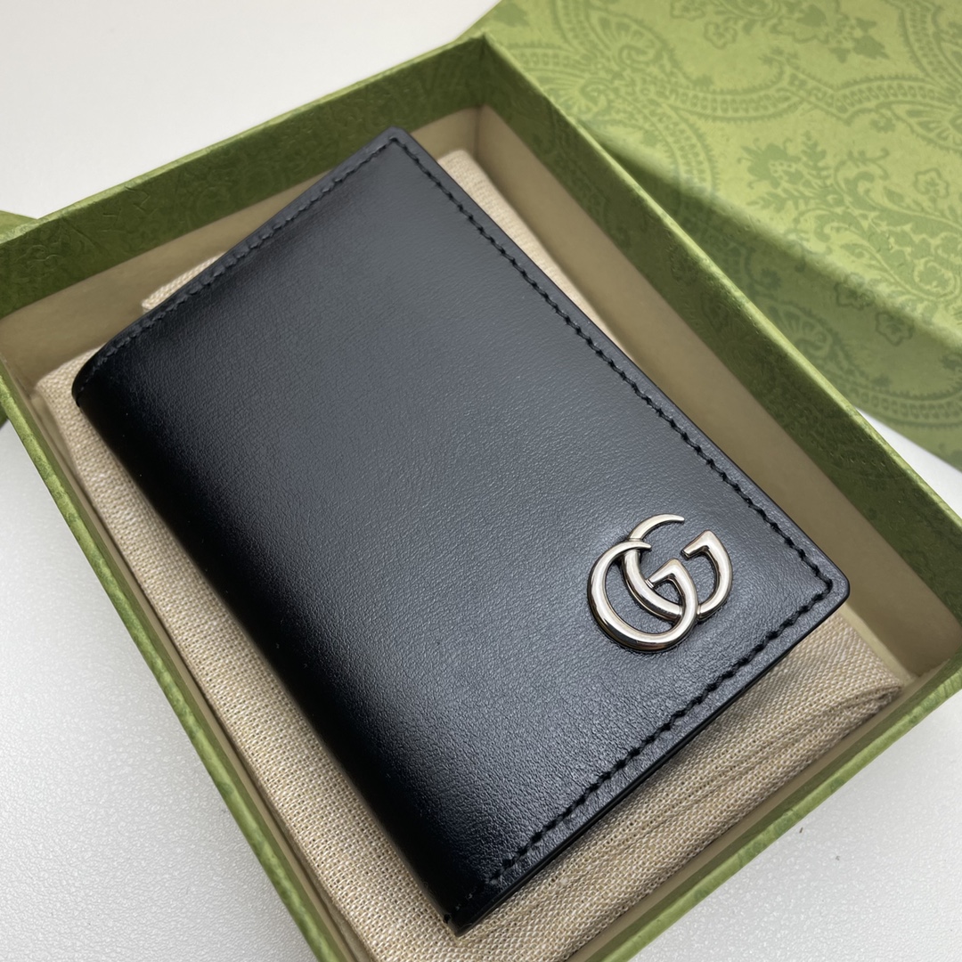 Bagsaaa Gvc*1 GG Marmont card case in black smooth leather -7*10.5CM