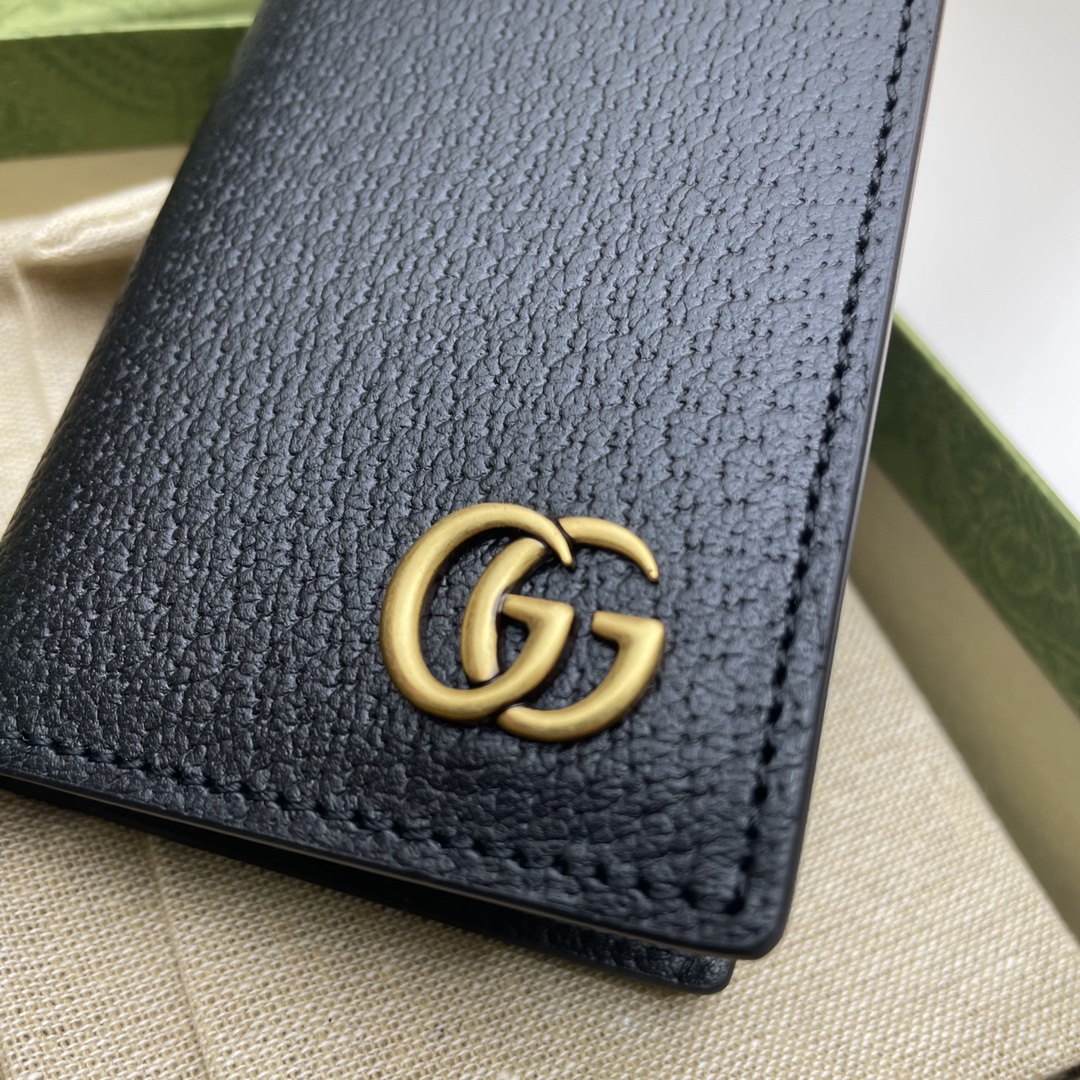 Bagsaaa Gvc*1 GG Marmont card case in black leather -7*10.5CM