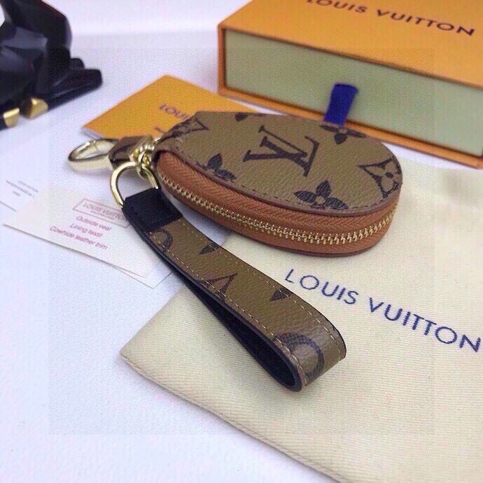 Bagsaaa L0vis Vvtt0n Key Holder Monogram Brown