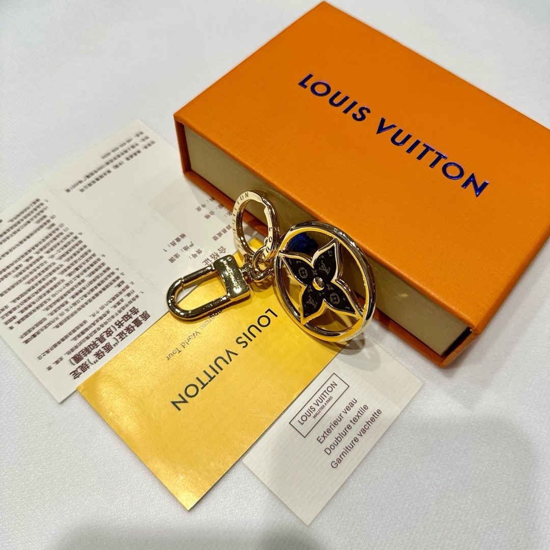 Bagsaaa L0vis Vvtt0n Monogram Puzzle Flower Bag Charm and Key holder