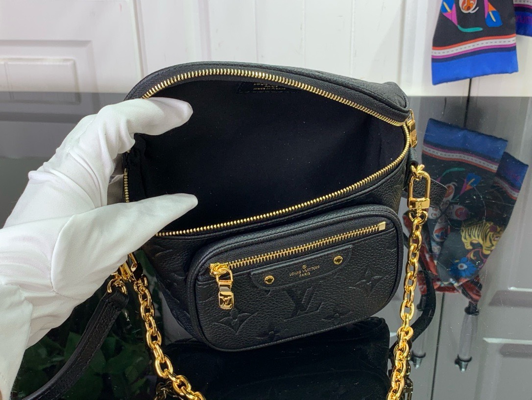 Bagsaaa L0vis Vvtt0n Mini Bumbag Black - 17x12x9.5cm