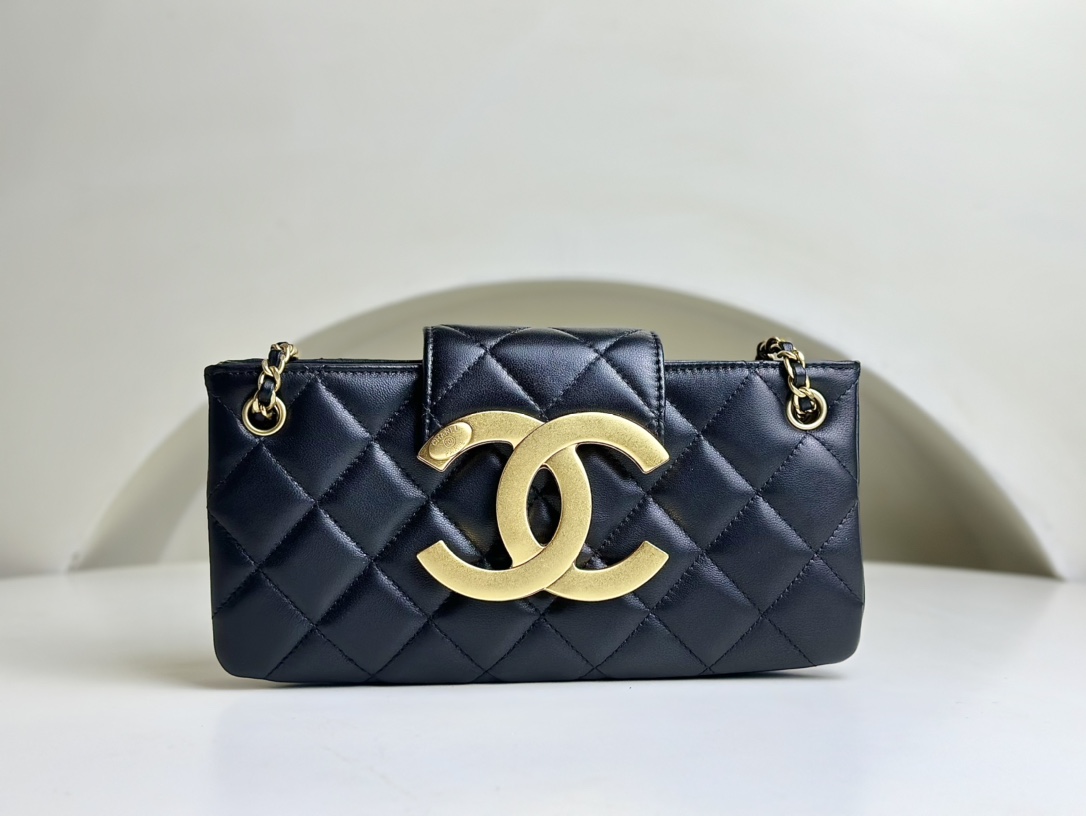 Bagsaaa Ch**el CC Big Logo Lambskin - 16.5×26.5×5 cm