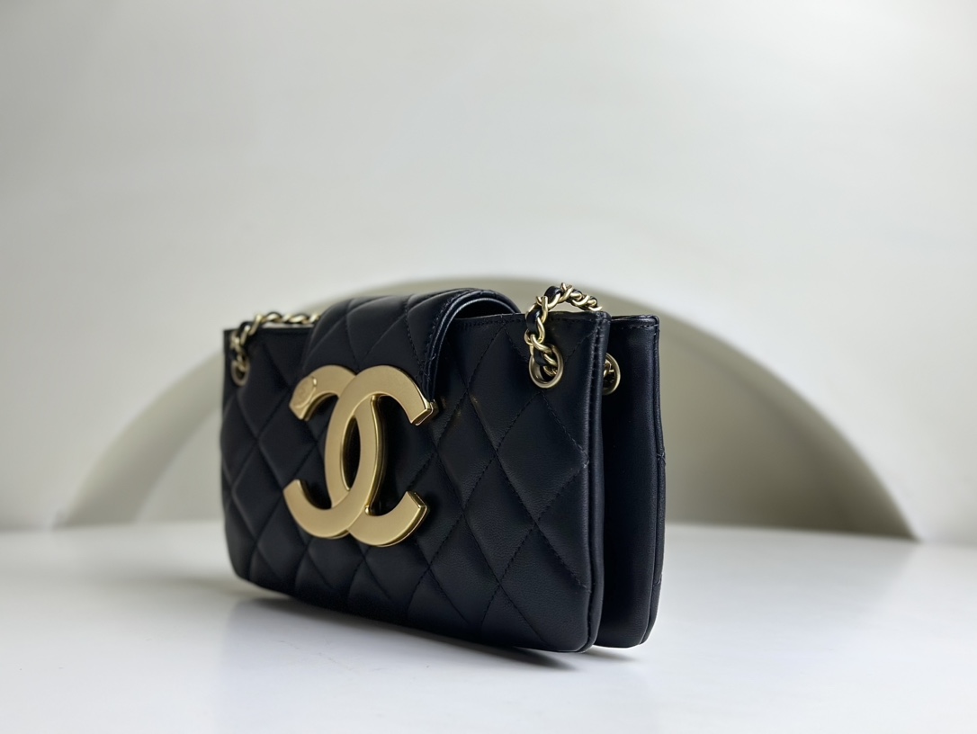 Bagsaaa Ch**el CC Big Logo Lambskin - 16.5×26.5×5 cm