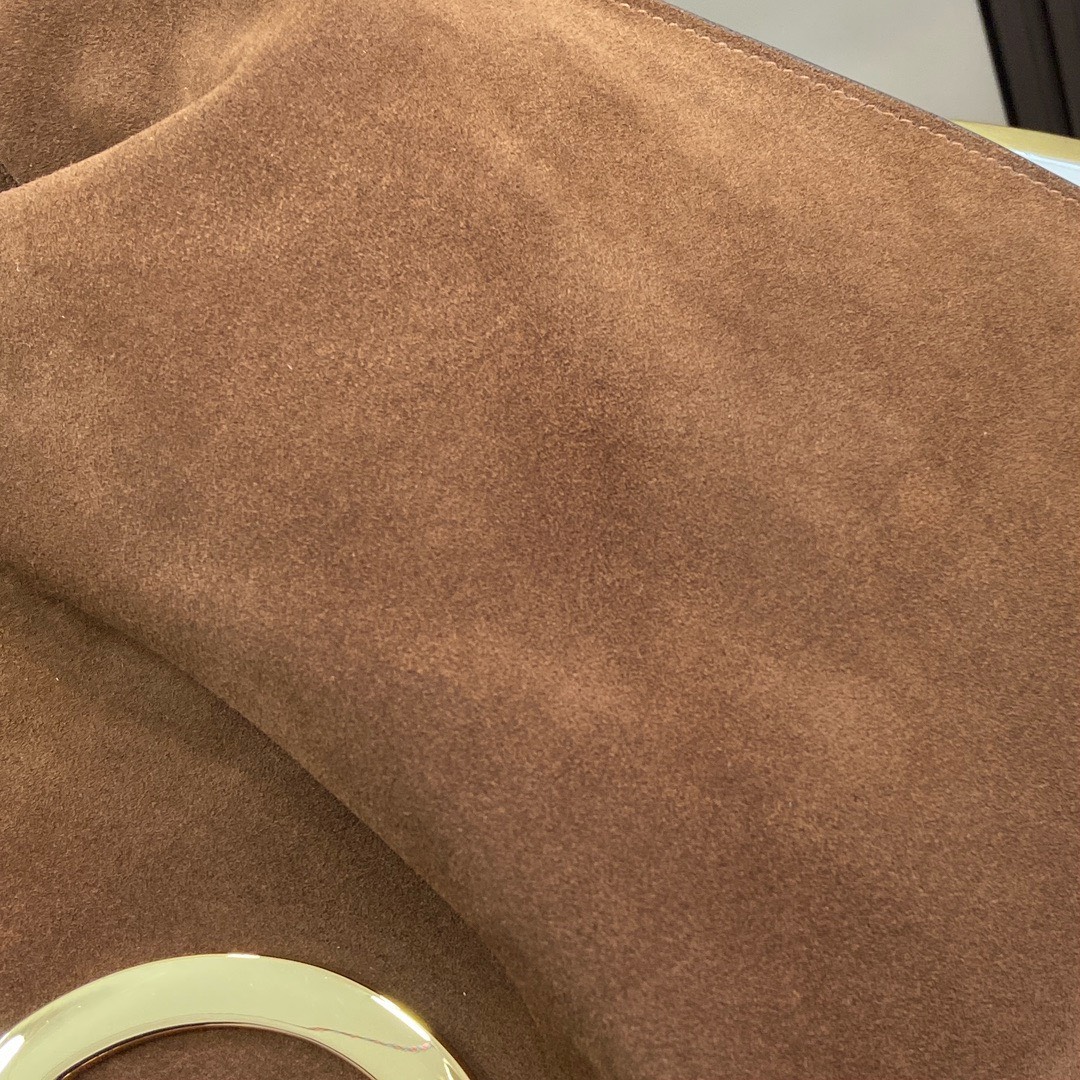 Bagsaaa Gvc*1 Blondie Large Tote in brown suede