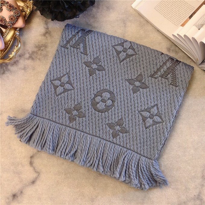 Bagsaaa L0vis Vvtt0n Monogram scarf in grey 170cm x 30cm