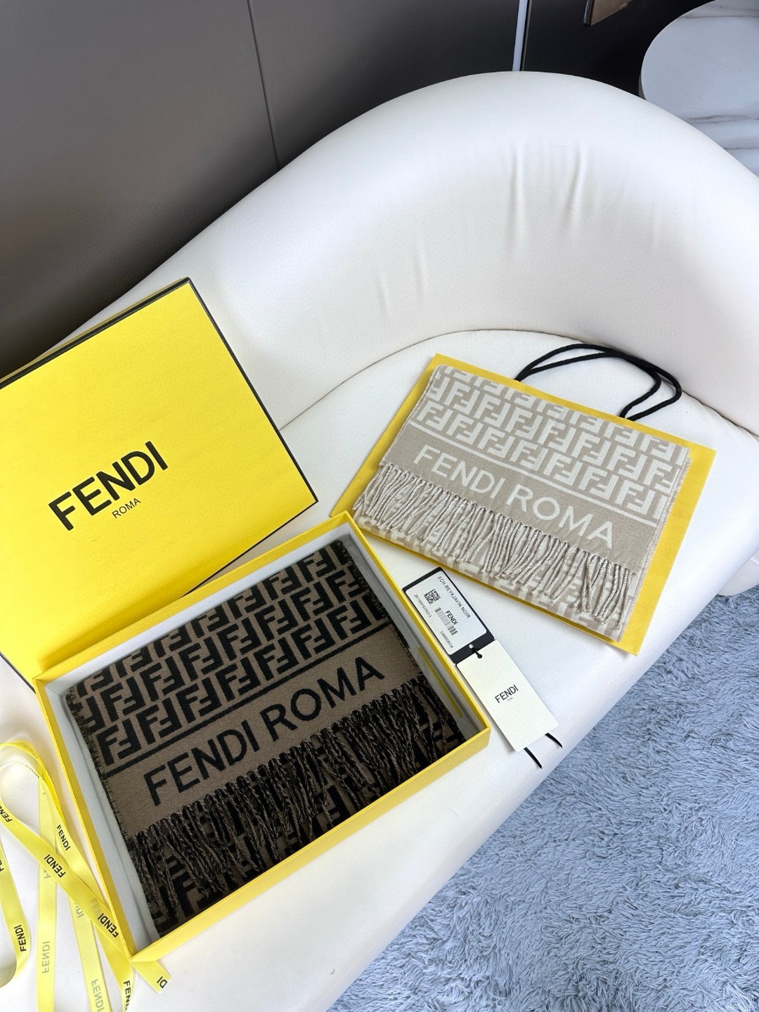 Bagsaaa F**di scarf in wool and cashmere blend with FF jacquard pattern