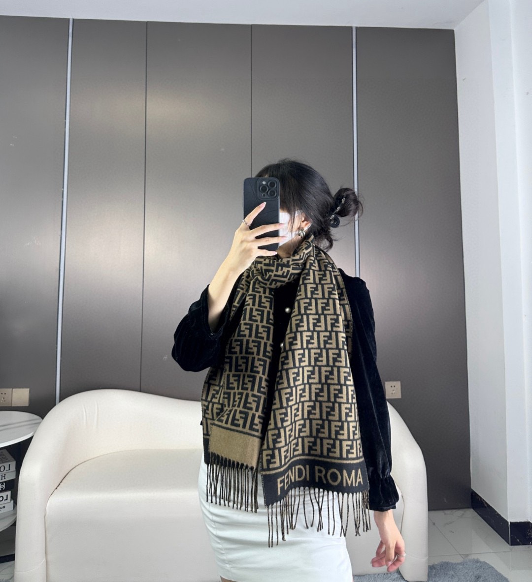 Bagsaaa F**di scarf in wool and cashmere blend with FF jacquard pattern