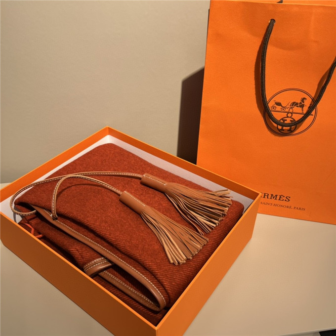 Bagsaaa H**me5 Poncho In Orange 171cm x 142cm