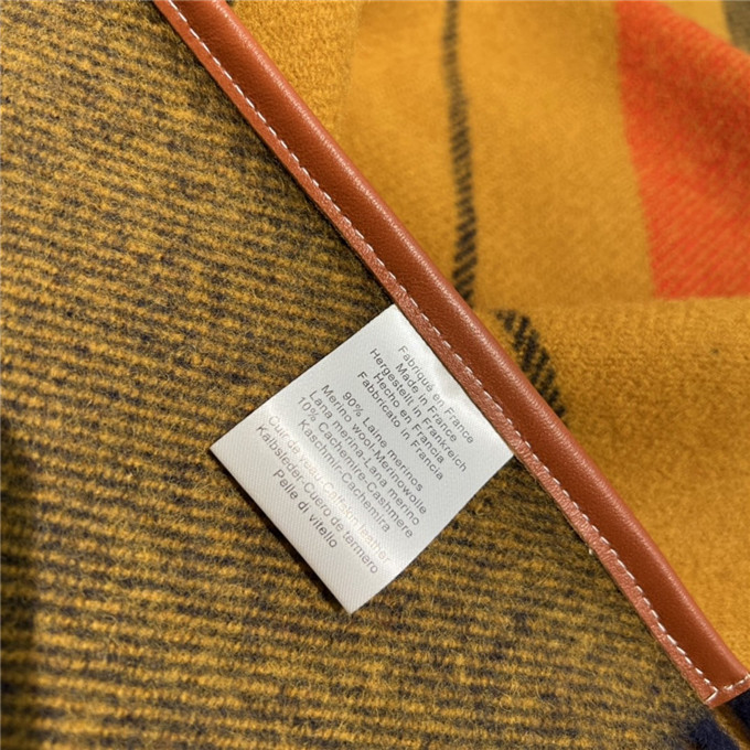 Bagsaaa H**me5 Poncho In Yellow 171cm x 142cm