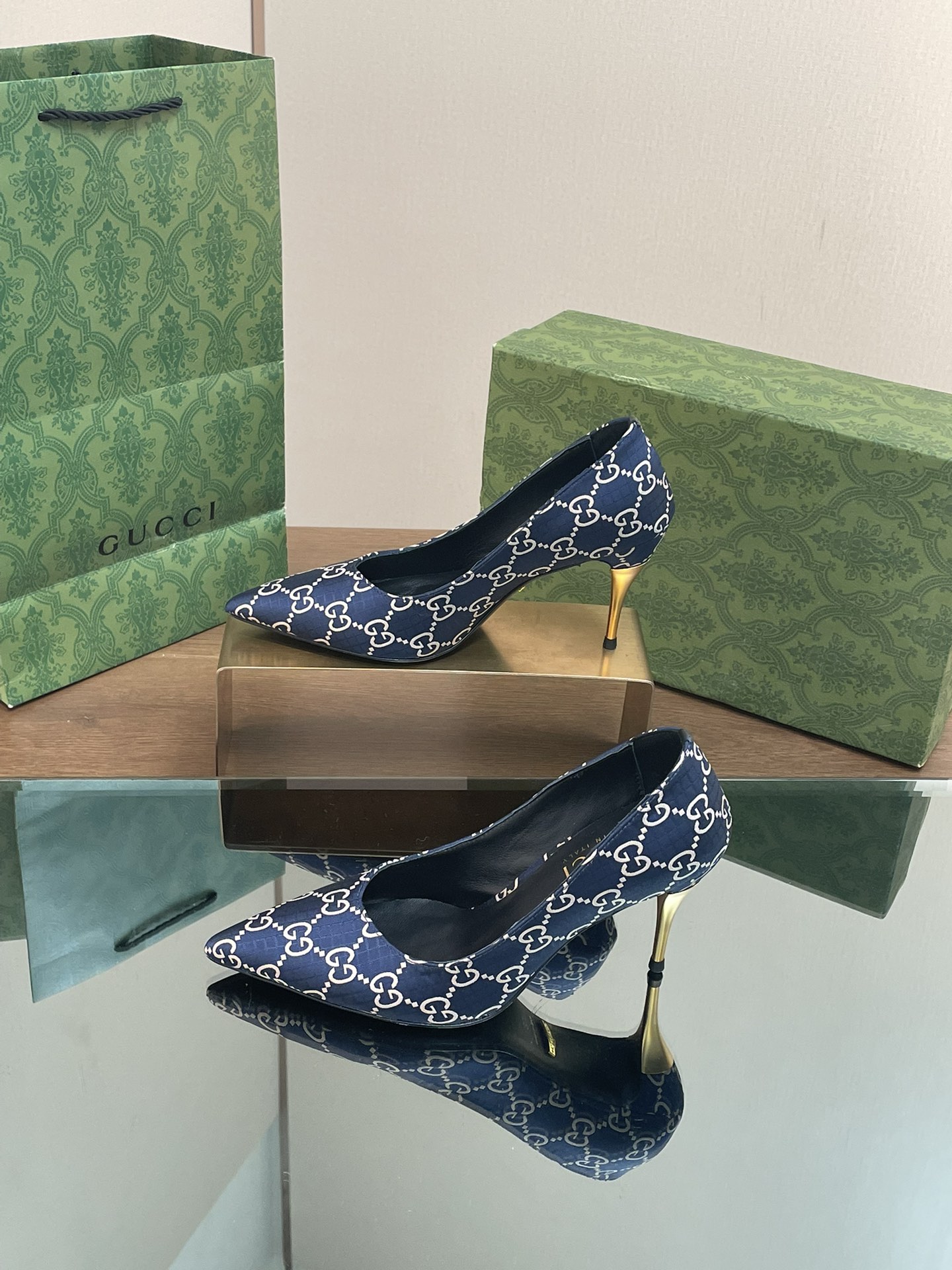Bagsaaa Gvc*1 High Heel GG In Navy
